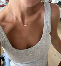 Load image into Gallery viewer, Heart Necklace