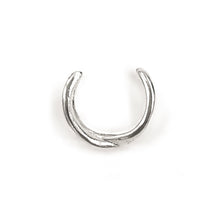 Load image into Gallery viewer, Criss Cross Ear Cuff
