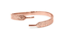 Load image into Gallery viewer, Lace Up Cuff